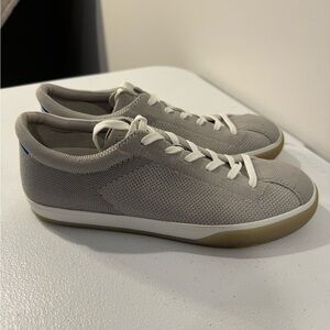 Rothy’s The Lace Up Sneaker size 9.5